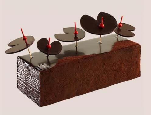 marais dark chocolate cake